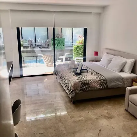 218 Stylish Studio Delux Condo Fast Wifi